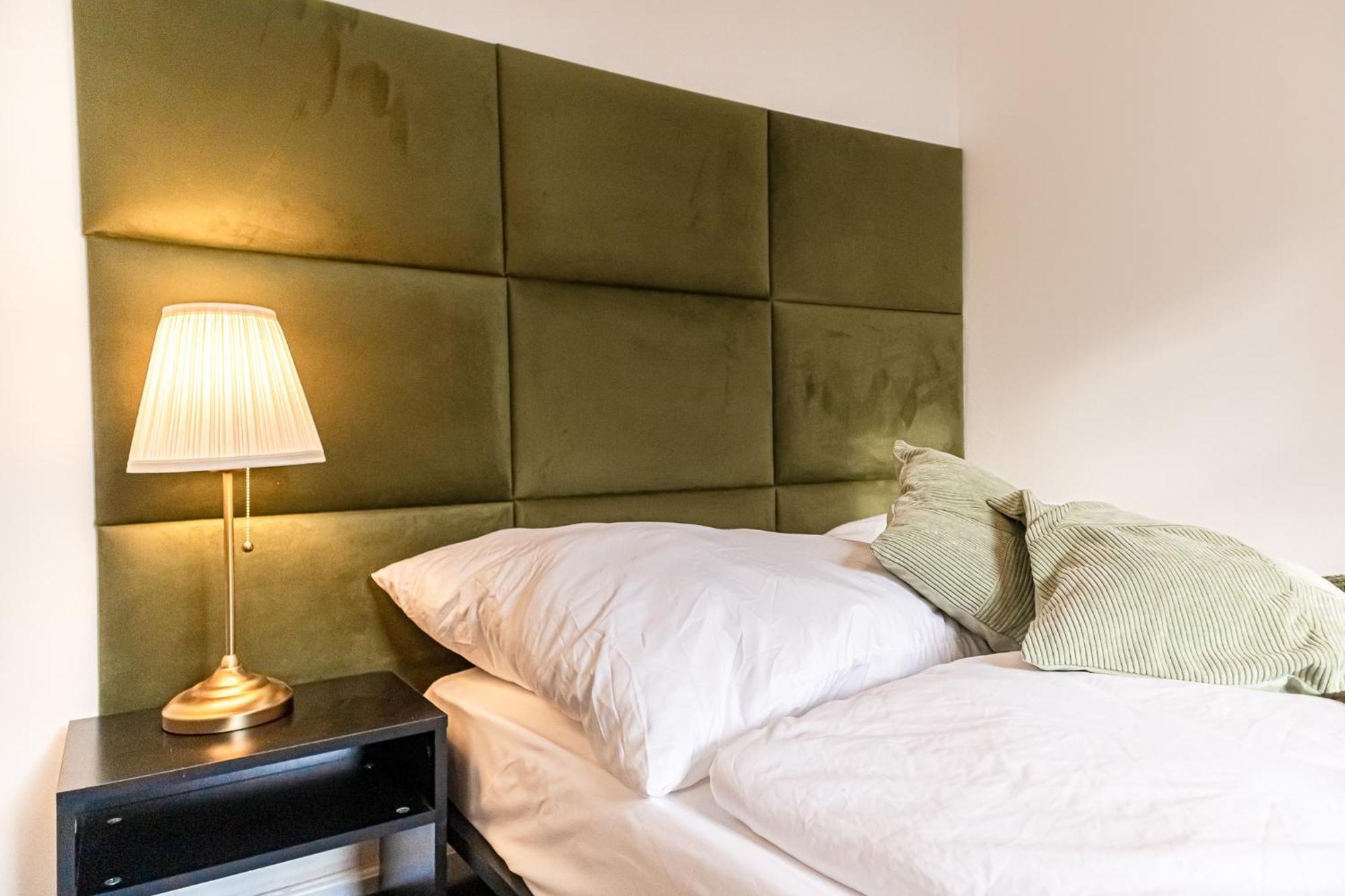 Friendly 2br Apt- Near U6 Station Am Schoepfwerk Apartament *